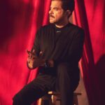Anil Kapoor Instagram - “I think in black." -Gareth Pugh 📸 : @sheldon.santos Stylist: @kshitijkankaria @saloniparekh__ Makeup Artist: @deepakchauhanartist Hairstylist: @raskarjaipal @whynot_byzeeba Outfit: @prada Jeans : @diesel Shoes : @louisvuitton Mumbai - मुंबई