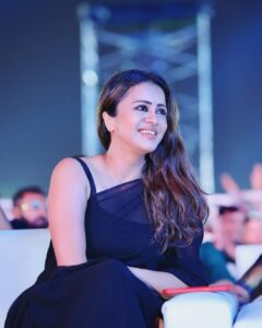 Anjana Rangan Instagram - Wear that beautiful Smile.. Be strong no matter what and Move forward! Good morning guys ☀️
Photography : @edengroupofstudio