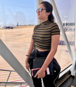 Anjana Rangan Instagram - Back to home ground! #chennai ❤️
Pc : @rathiswaran