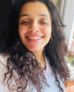 Ann Augustine Instagram - A pause in the rain… a crack in the clouds… peekaboo says the sun. 
Feeling Glowrious! 

#white#home#lockdowndiaries#jewelleryaddict#coffeelover#curls#curlyhair#silver#selflove#artlover