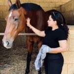 Ann Augustine Instagram - ♥️ #ridinglessons #bestever #horseridinglesson #horse #beauty #art #coffee #coffeelover #jewelleryaddict #curls #curlyhair #artlover