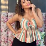 Antara Biswas Instagram - Hello Monday ❤️❤️…. #goodmorning #world