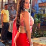 Antara Biswas Instagram - A Lazy Rainy Sunday ❤️🥰…. #onset #rain #sequence #beqaboo #love #work #actorslife Mua: @makeupbyshahrooq Hairstyling: @kalpanathore 📸: @deepakpathak663 Mumbai, Maharashtra