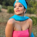 Antara Biswas Instagram - Imitation Is The Sincerest Form Of flattery 🤷‍♀️…. #lovemyself #love #my #retro #look #anyguesses about my Look?!! #beqaboo #monalisa #newshow #starting #tomorrow #happy #excited #blessed Mua: @makeupbyshahrooq 📸: @deepakpathak663 Managed by: @riyashhh269