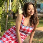 Antara Biswas Instagram - Be Love ❤️ Be Light ….
