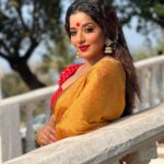 Antara Biswas Instagram - Shubh Navratri 🙏🙏…. #happy #navratri #gudipadwa Mua: @makeupbyshahrooq Hairstyling: @rajashree786patil786 📸: @deepakpathak663