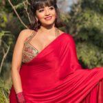 Antara Biswas Instagram - ♥️♥️♥️…. Styled by: @tripzarora Mua: @makeupbyshahrooq Hairstyling: @rajashree786patil786 📸: @deepakpathak663 Mumbai, Maharashtra