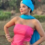 Antara Biswas Instagram - Imitation Is The Sincerest Form Of flattery 🤷‍♀️…. #lovemyself #love #my #retro #look #anyguesses about my Look?!! #beqaboo #monalisa #newshow #starting #tomorrow #happy #excited #blessed Mua: @makeupbyshahrooq 📸: @deepakpathak663 Managed by: @riyashhh269