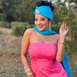 Antara Biswas Instagram - Imitation Is The Sincerest Form Of flattery 🤷‍♀️…. #lovemyself #love #my #retro #look #anyguesses about my Look?!! #beqaboo #monalisa #newshow #starting #tomorrow #happy #excited #blessed Mua: @makeupbyshahrooq 📸: @deepakpathak663 Managed by: @riyashhh269