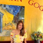 Anushka Ranjan Instagram - Just gogh-ing about my day🤓 Restaurant café van gogh