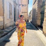 Anushka Ranjan Instagram - Decided to twin with Van Gogh🌻 Arles, France
