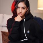 Anushka Sen Instagram - 🦦