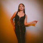 Anushka Sen Instagram - ⛓️👽🖤 Wearing @fashionnova 📸 @smileplease_25