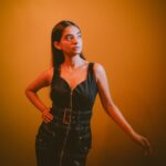 Anushka Sen Instagram - ⛓️👽🖤 Wearing @fashionnova 📸 @smileplease_25