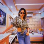 Anushka Sen Instagram - vibe of the week 🦦