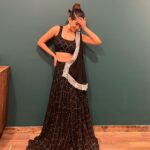 Anushka Sen Instagram - desi 🖤✨ . Styled by @stylingbyvictor @sohail__mughal___
