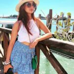 Anushka Sen Instagram - missing Venice ☀️🦦💕🧁🦋 Venice, Italy