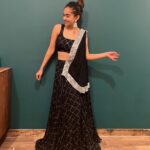 Anushka Sen Instagram - desi 🖤✨ . Styled by @stylingbyvictor @sohail__mughal___