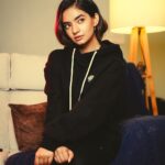 Anushka Sen Instagram - 🦦