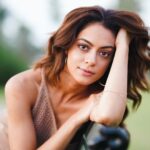 Anya Singh Instagram - Day dreaming is my fav hobby 💄- @niccky_rajaani