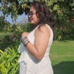 Aparajita Auddy Instagram - Smell the sea and feel the sky. Let your soul and spirit fly.”#viral #Instagram #reelsindia #goodvibes