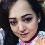 Aparajita Auddy Instagram - বিলাস ঘরেই বসন্ত রঙ নামে, অচিন সুতোয় হাত-পা এখন বাঁধা; ঘরের আকাশ কাব্য-ভেজা মেঘ, জীবন বোনে কঠিন জটিল ধাঁধা