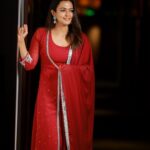 Aparna Das Instagram - ♥️ . Styling: @gayathribalasubramanian21 Outfit: @label_afeera Captured by: @sat_narain @dhivakar_09 & team