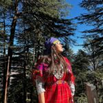 Aparna Das Instagram - That Mandatory click #shimla Rate this look ☺️