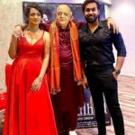 Apsara Rani Instagram - At the Press Meet of ‘PYAARA KULHAD’ Watch it in your nearest Theatres on 26th May😍🎬🍿 Cast- @gulshangrover @maanasnagulapalli @iammukeshkhanna @iamvarunjoshi @nitkum194 Production- PR Shree Films Producer- Prem Singh Director- @abhishekchadhadirector Associate Director- @surajkumardirector Choreographers- Pappu Khanna, @akshayjainofficial #pyaarakulhad #hindicinema #romcom #apsara #apsararani #maanasnagulapalli Mumbai - मुंबई