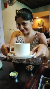 Archana Kavi Instagram - Mum,you raised a goofball!! 🤦🏽‍♀️
.
.
.
#reelsinstagram #storyofmylife #funnyshit #justme