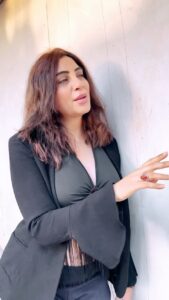 Arshi Khan Instagram - Itna Sacch Bhi Nahi Bolna Tha 🤣
.
.
.
.
.
#comedy #comedyvideos #comedyreels #comedymemes #lastminute #lastminute21 #funnyvideos #fun #funnyreels #funny #reels #reelsinstagram #reelkarofeelkaro #reelitfeelit #reelsofinstagram #reelsvideo #reelsindia #reelsviral #reelsinsta #reelslovers #reelsexplore #reelstrending #trending #trendingreels #fyp #viral