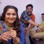 Arti Singh Instagram - Sorry bol… dil se…🔥 . . . . . . . . . #comedy #funnyvideos #reelsinstagram #reelitfeelit #manmohantiwari