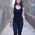 Asha Negi Instagram - The Skechers Go Walk shoes with its versatile features are an essential addition to walking. With a lightweight construction and ultra-responsive ULTRA GO®️ cushioning, you’ll be ready to dominate those 10K steps. Looking for comfort, style and performance? Then look no further than the Skechers Go Walk shoes. @skechersindia @skechersperformanceindia #MakeWalkingyourWorkout #Skechersindia #Walking #Workout #Fitness #Performance #SkechersPerformanceIndia