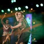 Asha Sharath Instagram - Arangu festival kannur....🙏🙏 Jewellery and Costume: @ashasharathcollections Photography: @sreenesh_thirdeye Choreography: @bijudhwanitarang Makeup: @lushlife_radhu_bridal.makeup