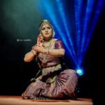 Asha Sharath Instagram - Performance at Thykkattu Sri. Mahadeva Temple🙏 Costume & Jewellery: @ashasharathcollections Camera: @m.r_ananthu Cochin International Airport