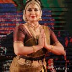 Asha Sharath Instagram - Performance at Changanassery Perunna Sri Subrahamaniya Swamy Temple🙏 📸 @gokul___ps