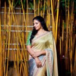 Asha Sharath Instagram - Do whatever makes you happiest. Have a wonderful day✨️ stylist: @laamiya.c.k saree : @fatiz_official Makeup : @mukeshmuralimakeover Photography: @abinprasad_cherthala