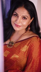 Asha Sharath Instagram - That moment when you wear the right jewellery with the right saree, nothing compares to perfection🌟💖.
Jewellery & Saree : @ashasharathcollections 

Makeup: @meeramax_makeupartist_ 
Camera: @anoop_kumar_pixelhouse 
Editor: @vinuboss