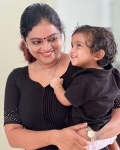 Aswathy Sreekanth Instagram - Bliss 💕

#mammababy #kamalammu 
📸 @unaiseadivadu
