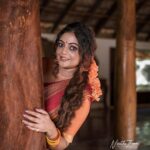Aswathy Sreekanth Instagram - She was an adventurer at heart but, oh how she loved to be HOME 🧡🧡🧡 📷 @neethuthomasphotography H&M @sijanmakeupartist Styling @anjalii___vinod