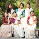 Aswathy Sreekanth Instagram - Onam vibes ❤️ 📸 @_nuru_ibrahim_ #onamcelebration #friendshipgoals