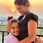 Chaitra Reddy Instagram - Was always wondering who would be having first baby among 4 of us 🙈 This was a boom shocking news for all of us that our @nakshathra_viswanathan was pregnant 😍 I’m so happy to see my best Frnd having her baby in her womb , ()waiting for junior Nakshu to come out and meet us all ❤️ PC : @akshitha_ashok__ 🥰 #bestfriends #pregnancy #love #gratitude #universe