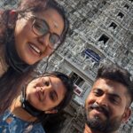 Chaitra Reddy Instagram - 18•2•2023 For the first time I was under full Shivaratri vratha which gave me immense joy celebrating..! So much of peace and enlightenment ✨ After my work travelled to Thiruvannamalai , walked for 16kms - was up the whole night , had a great dharshanam at the temple the next day ..! Had my friends who accompanied me ..! Thank you so much for being there for me ..! ❤️ @deepak_durai_photography @akshitha_ashok__ ..! (Did wonders for the first time ever she was fasting and walked along with me for 4 hours altogether) 😂 #gratitude #mahashivratri #omnamahashivaya Thiruvannamalai,tamilnadu