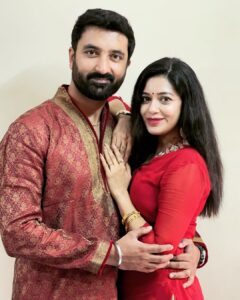Chaya Singh Instagram - Happy Deepawali u all🪔 
#festival #ootd #celebration #diwali #deepawali #picoftheday #couplegoals #twining