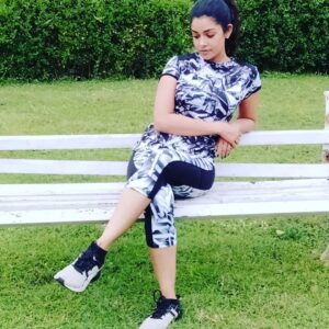 Chaya Singh Instagram - Sometimes all you need to do is sit back n breathe. 

#relax #chill #lawn #enjoylife #thankgod #fashion #style #monochrome
