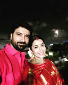 Chaya Singh Instagram - Happy Karva chauth u all
#karvachauth #traditions #couplegoals #picoftheday #fyp