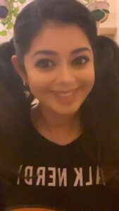 Chaya Singh Instagram - R15 I’ve sort of grown into my cuteness 🥺

#filters #reels #cute #cutebaby #weekend #weekendvibes #nevergrowup #trending