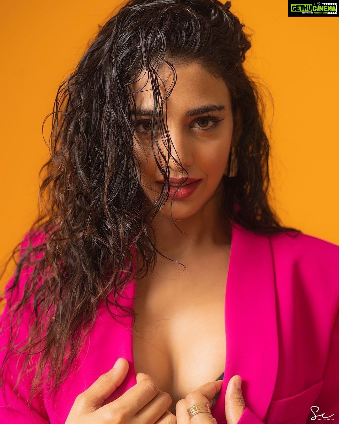 Sexy Harsha Full Hot Videos - Actress Daksha Nagarkar HD Photos and Wallpapers June 2023 - Gethu Cinema