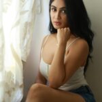 Deepti Sati Instagram - Erase and rewind ⏪ @advait_vaidya #portraits #instagood