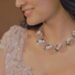 Deepti Sati Instagram - A very happy Sankranti and happy pongal to all 💗 Jewellery :@officialmanjalijewellers Costume:@designmecochin Production:@claire.prime Camera:@shijasabbas Stylist:@styyledbyjoe Makeup:@makeup_by_shibinantony Location: @poojastudioskochi